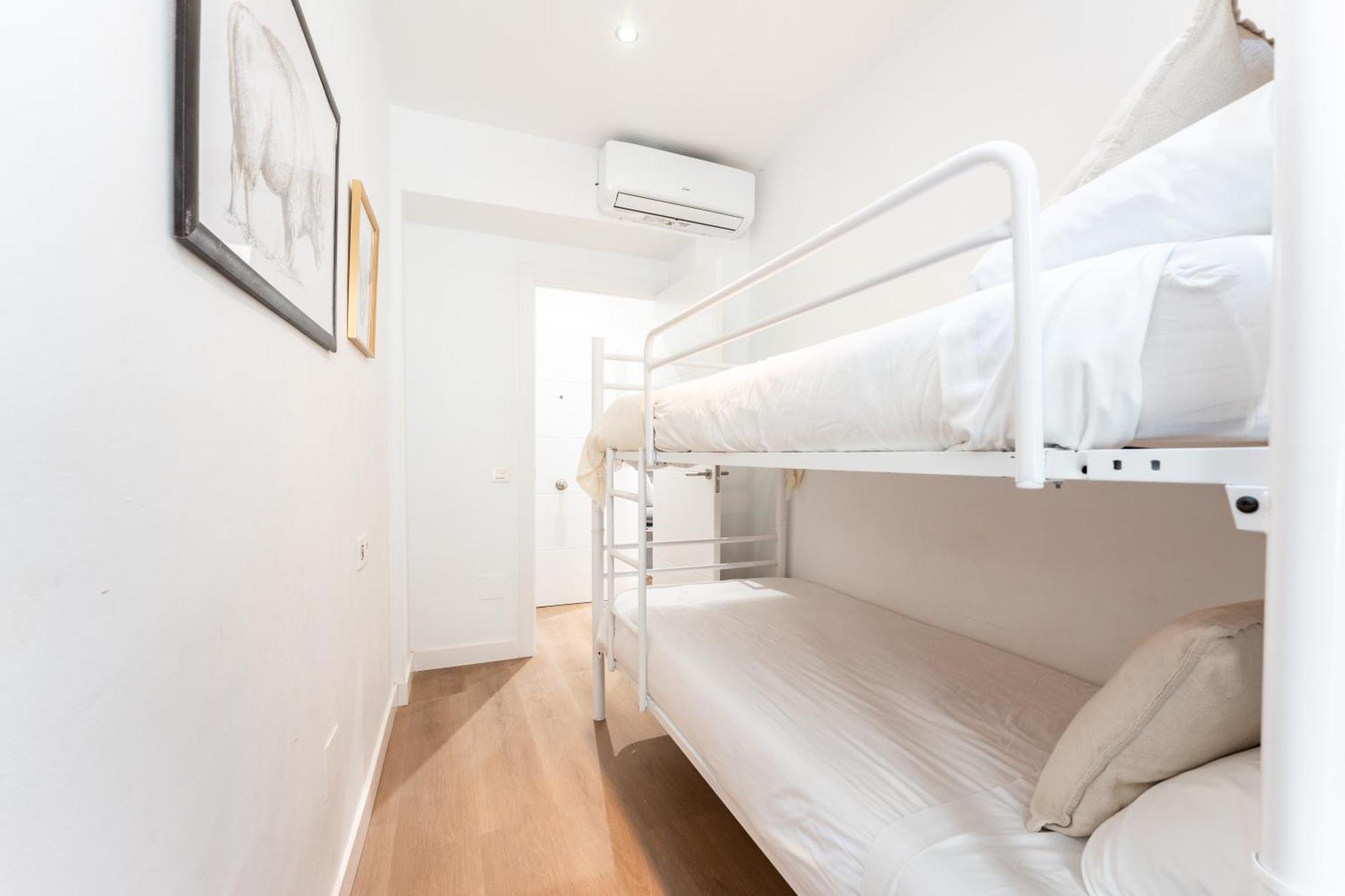 Apartamentos Juan De Padilla Málaga Exterior foto