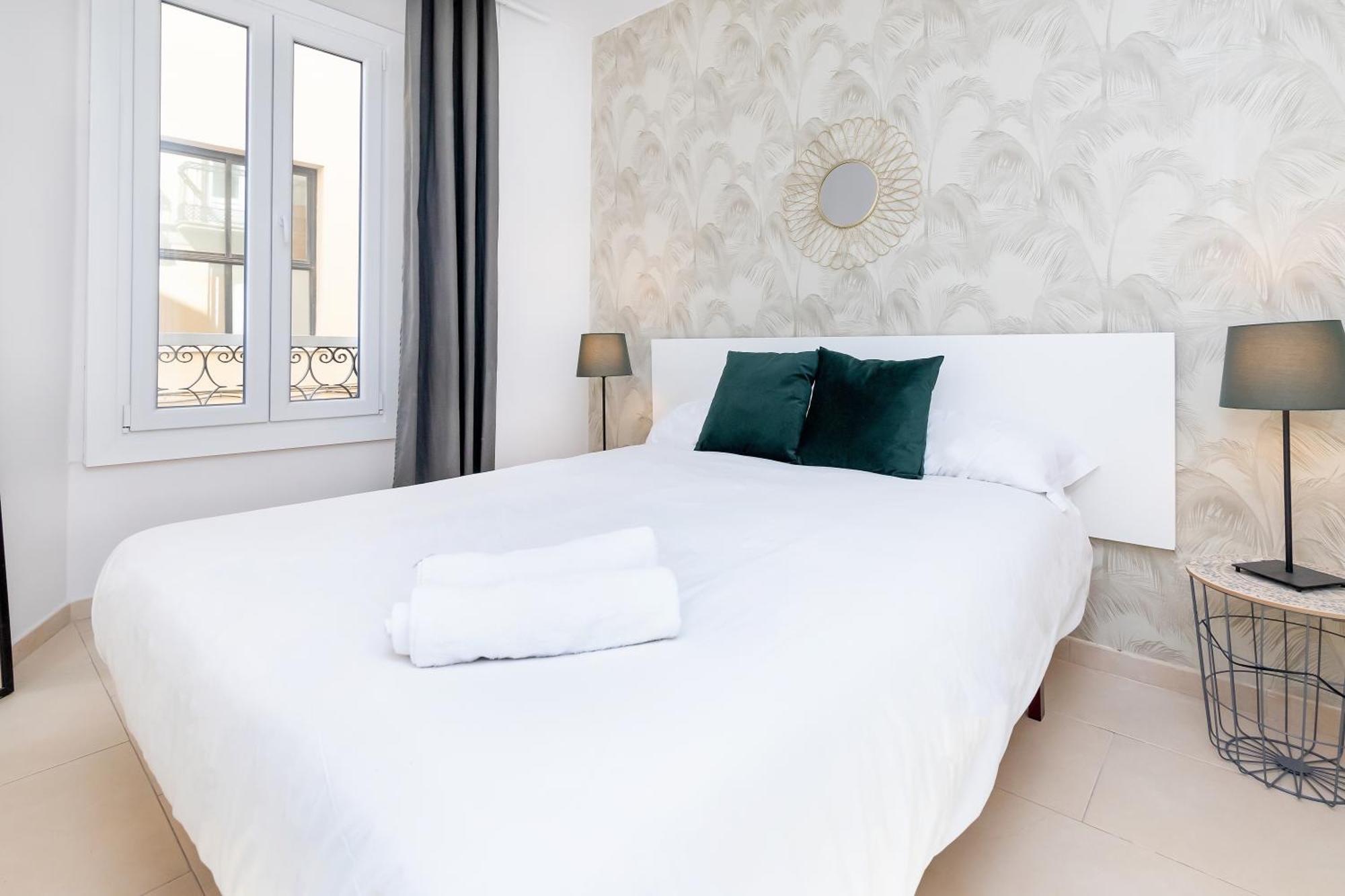 Apartamentos Juan De Padilla Málaga Exterior foto