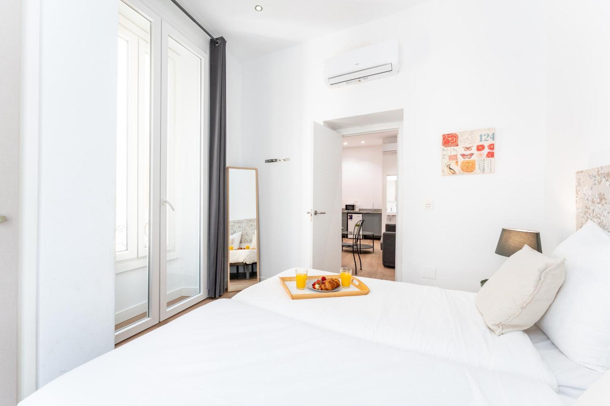 Apartamentos Juan De Padilla Málaga Exterior foto